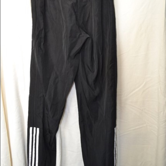 Addias windbreaker jogging pants - Picture 2 of 2